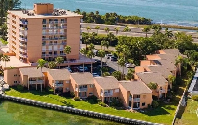 7400 Sunshine Skyway Lane S 103, ST PETERSBURG