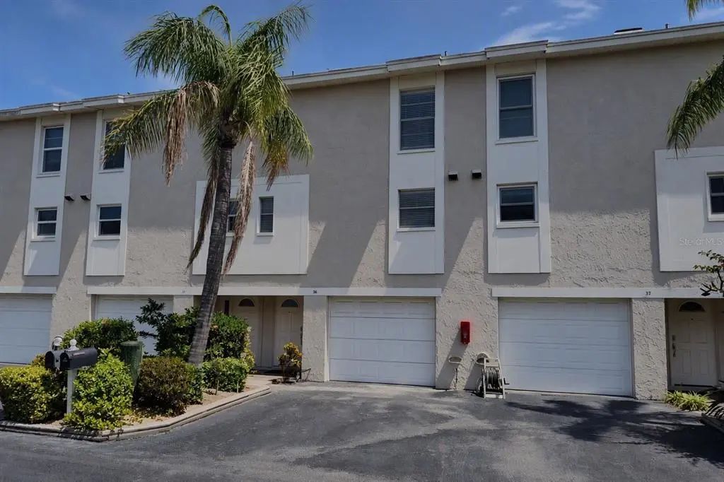255 Capri Circle N 36, TREASURE ISLAND
