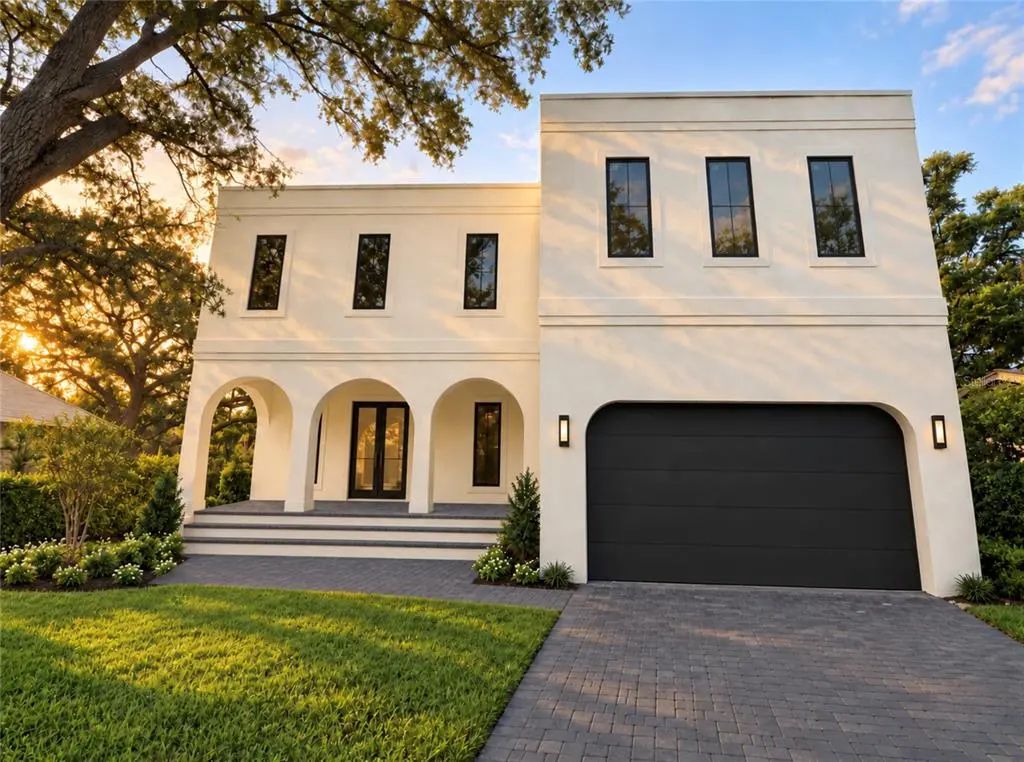 4414 W Lawn Avenue, TAMPA