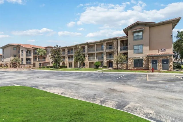 901 Charo Parkway 723, DAVENPORT