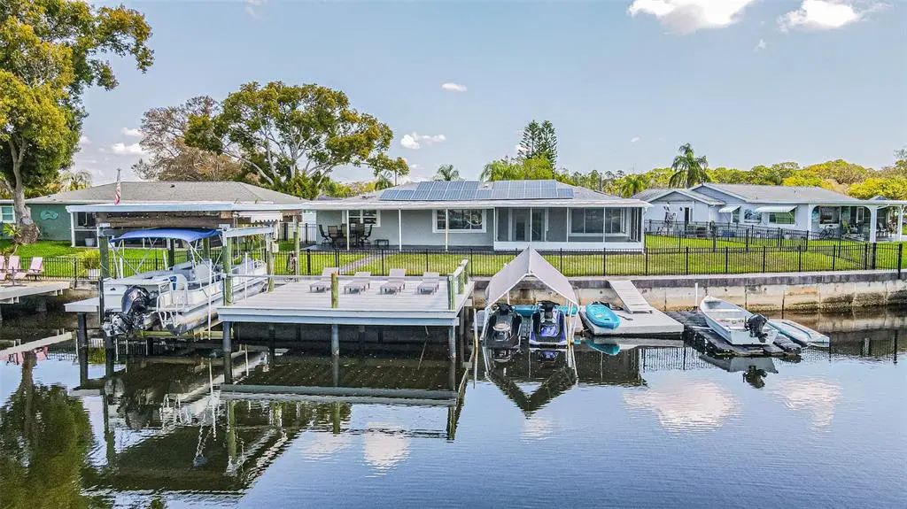 1125 Fernwood Drive, HOLIDAY