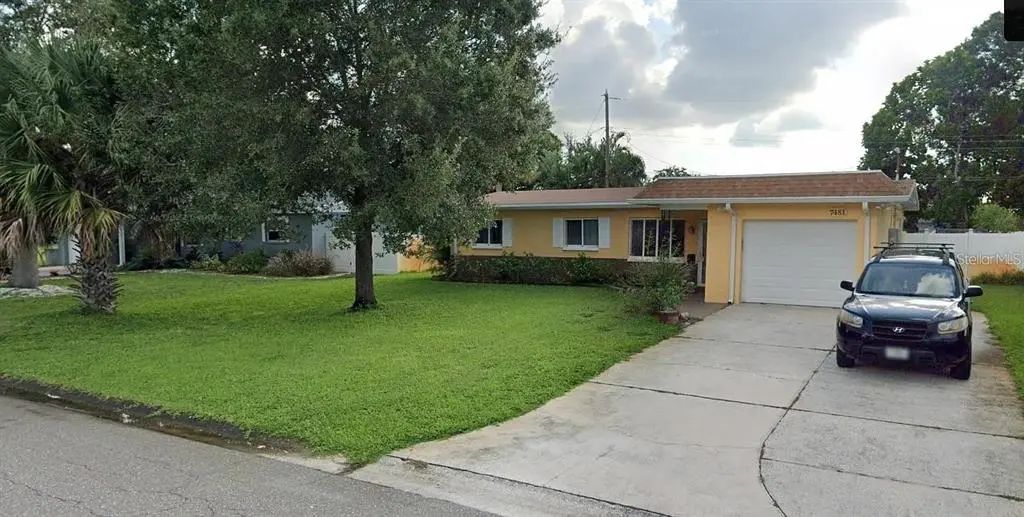 7481 Oak Street Ne, ST PETERSBURG