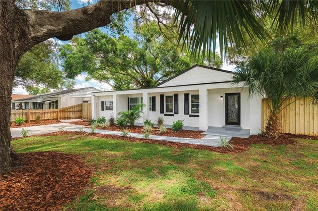 4611 Fairway Drive, TAMPA