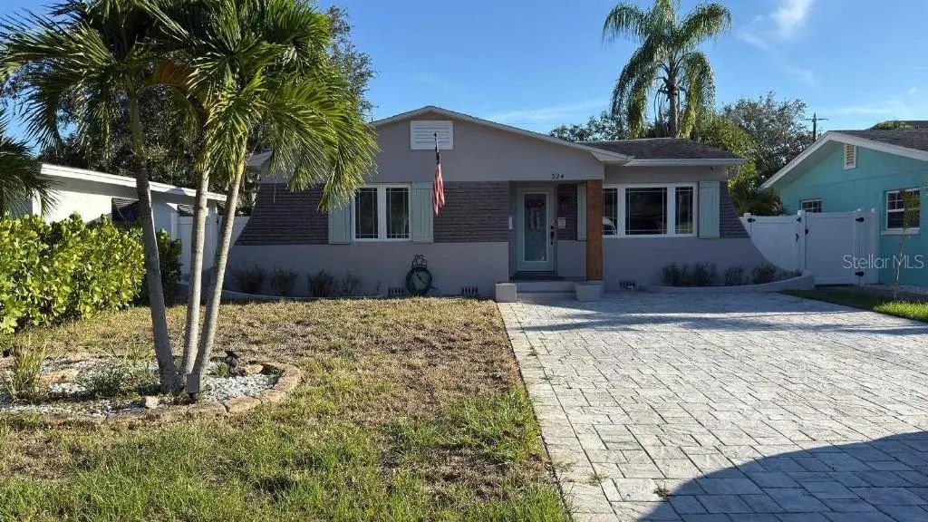 324 36th Avenue Ne, ST. PETERSBURG