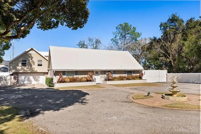 8255 Lake Underhill Road, ORLANDO