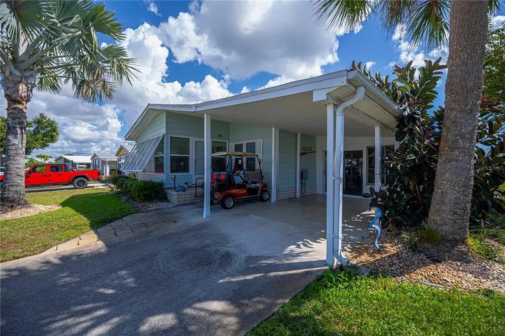 715 Tangerine Woods Boulevard, ENGLEWOOD