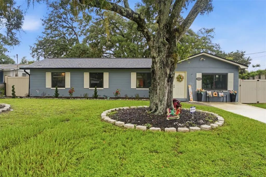9242 N 52nd Street, TAMPA