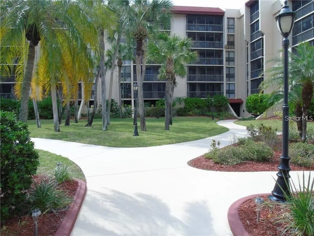 21405 Olean Boulevard 327, PORT CHARLOTTE
