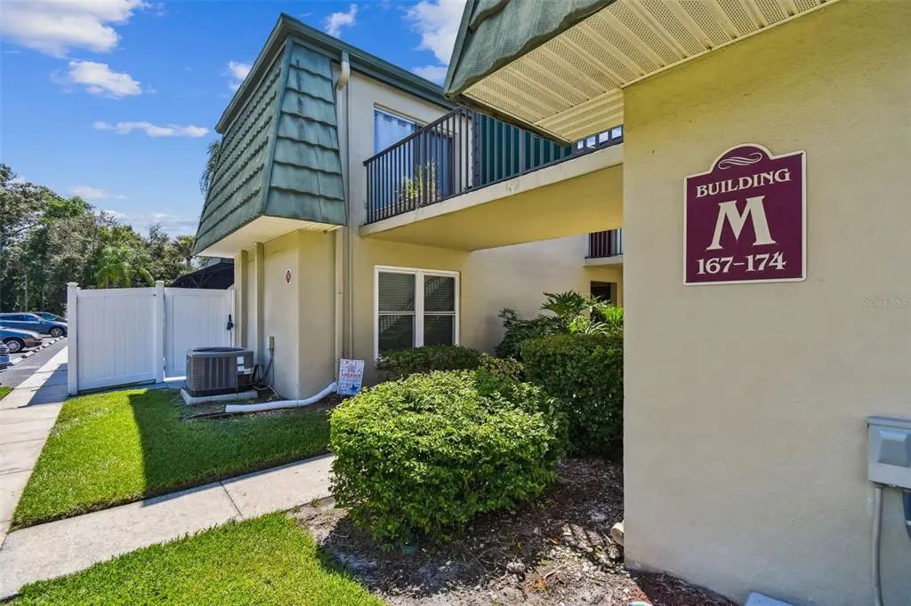 1799 N Highland Avenue 169, CLEARWATER