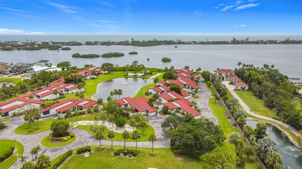780 Sarabay Road 16, OSPREY