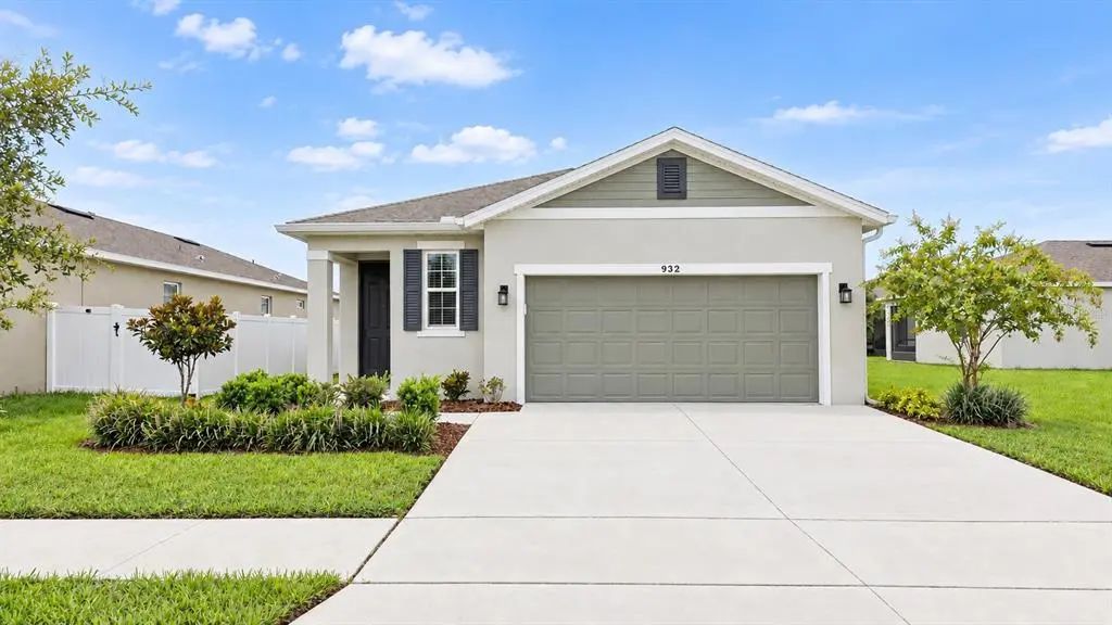 932 Blue Creek Drive, HAINES CITY