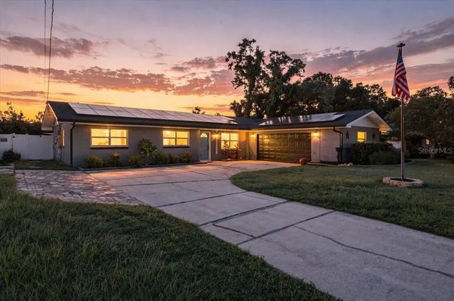 121 Lowell Road, WINTER HAVEN