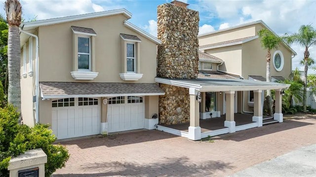 2904 S Peninsula Dr, DAYTONA BEACH SHORES