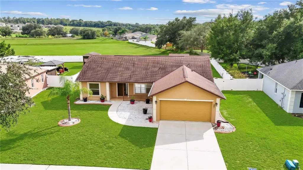 220 Valley Edge Drive, MINNEOLA