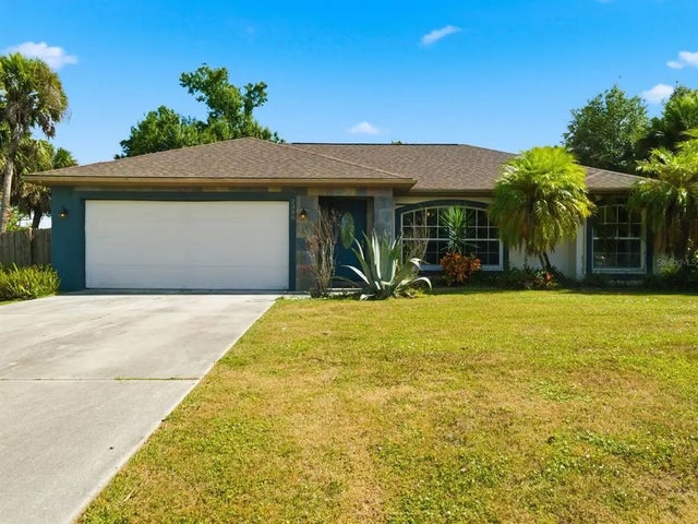 2398 Yalta Terrace, NORTH PORT