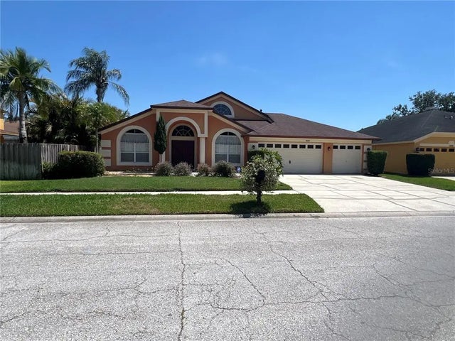 18104 Sweet Jasmine Drive, TAMPA