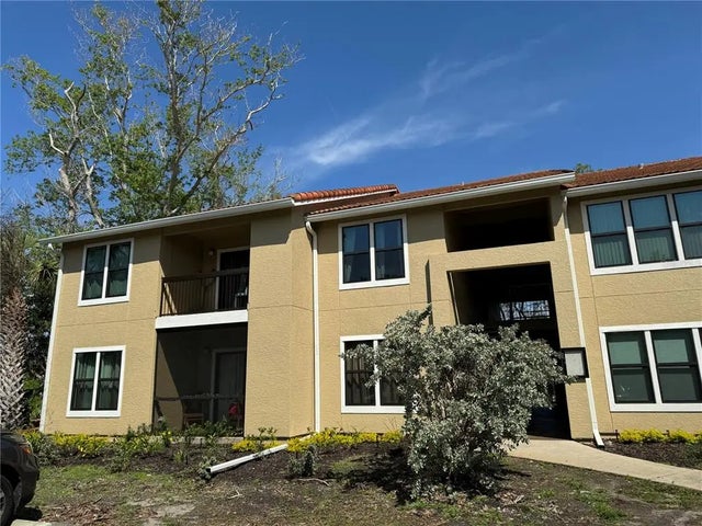 4036 Crockers Lake Boulevard 21, SARASOTA