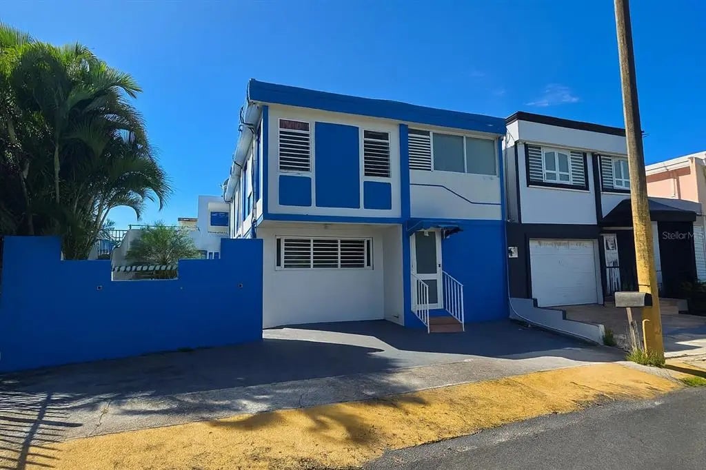 Urb. Villas De Levittown Calle 1 B9, TOA BAJA