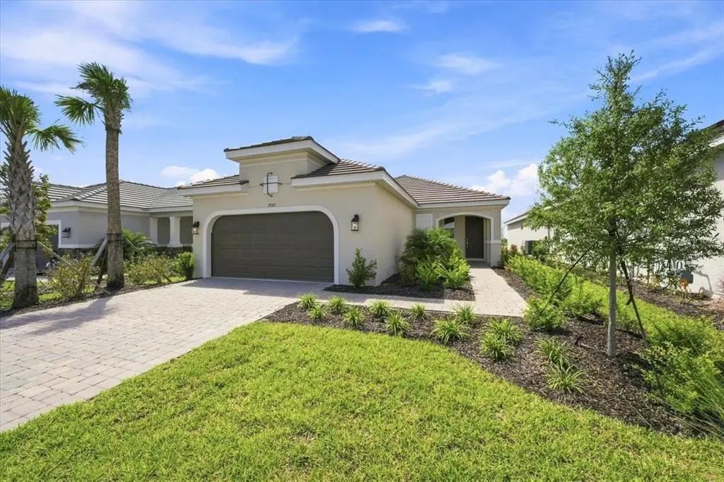7727 Caspian, PALMETTO