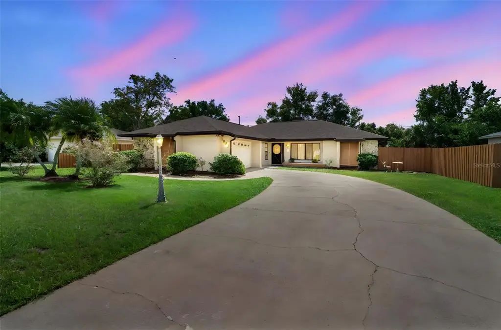 1051 Matterhorn Street, DELTONA