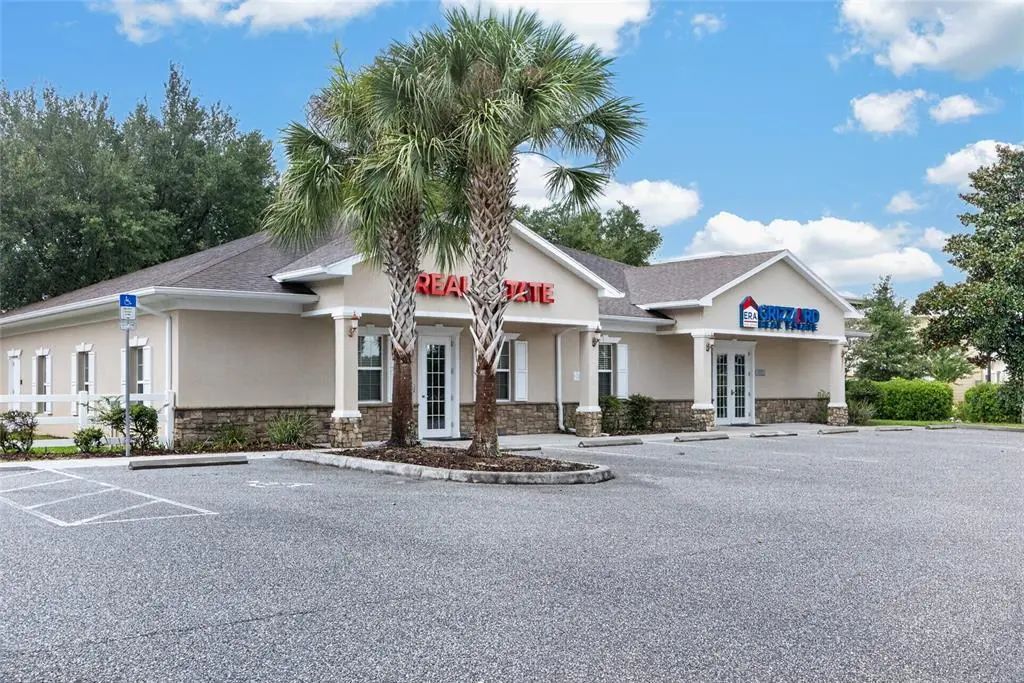 842 Highway 466, LADY LAKE