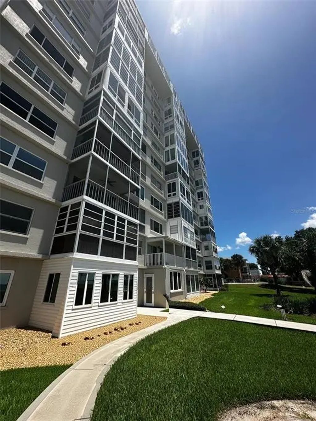 2131 Lakeview Drive 410, SEBRING