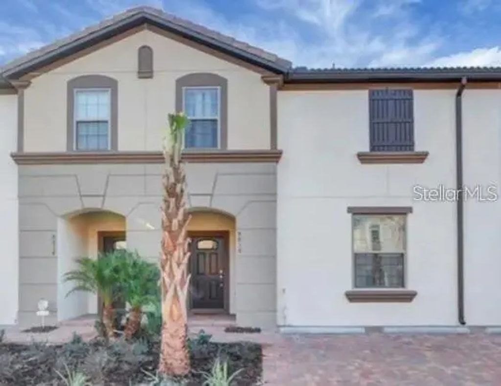 8818 Geneve Court, KISSIMMEE