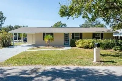 5815 S 1st Street, TAMPA
