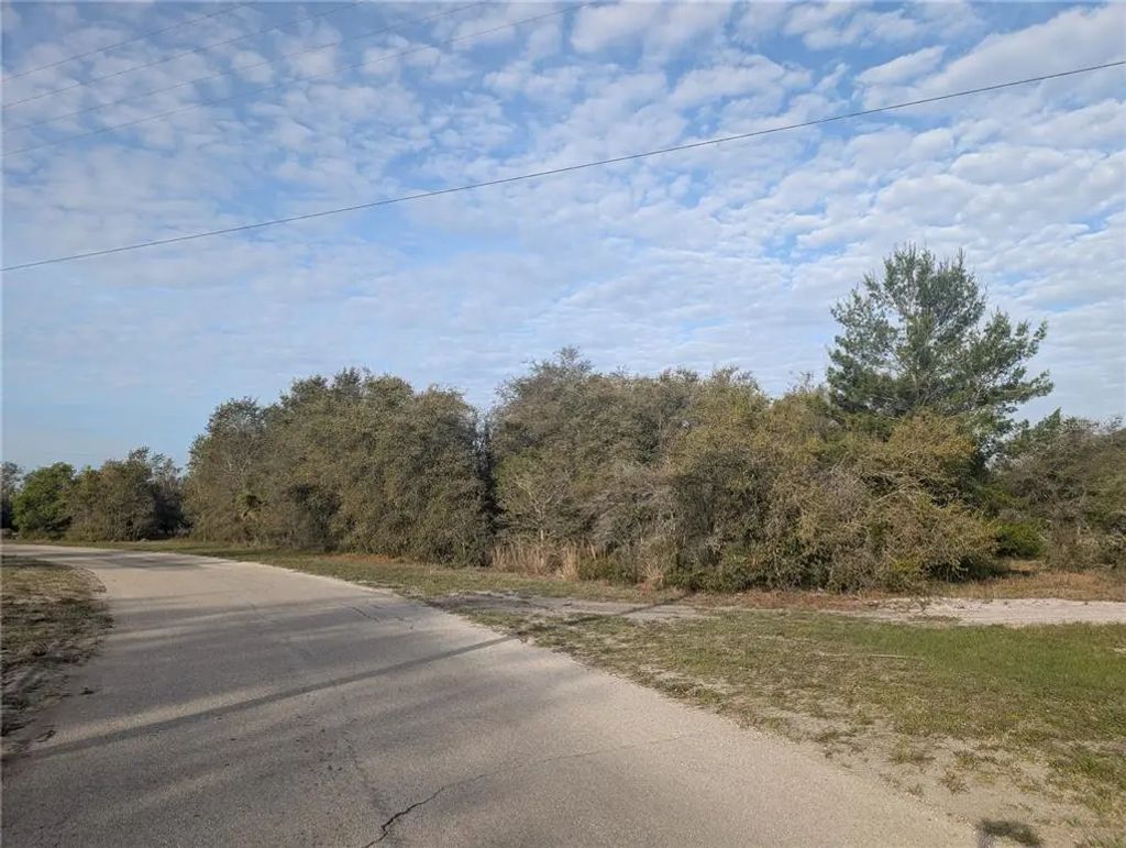 1 Allamanda Drive, INDIAN LAKE ESTATES