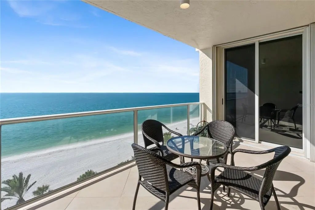 1800 Benjamin Franklin Drive B809, SARASOTA