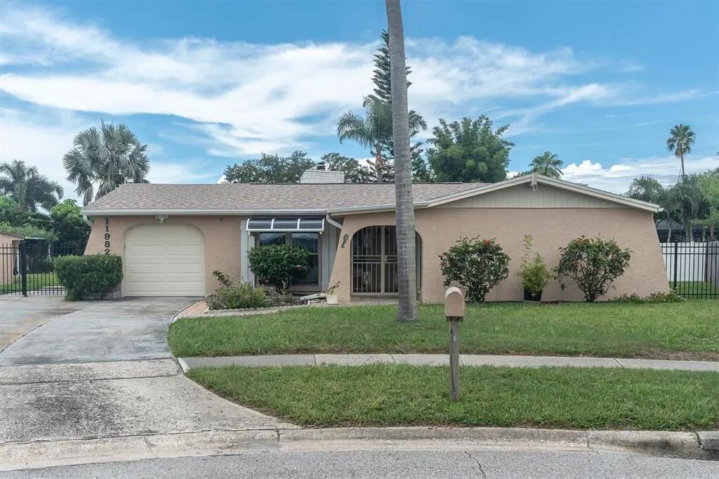 11982 Tangelo Court, SEMINOLE