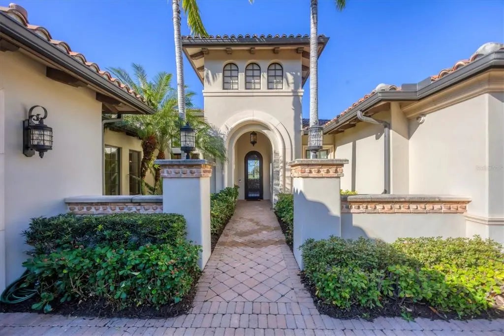 9218 Mcdaniel Lane, SARASOTA