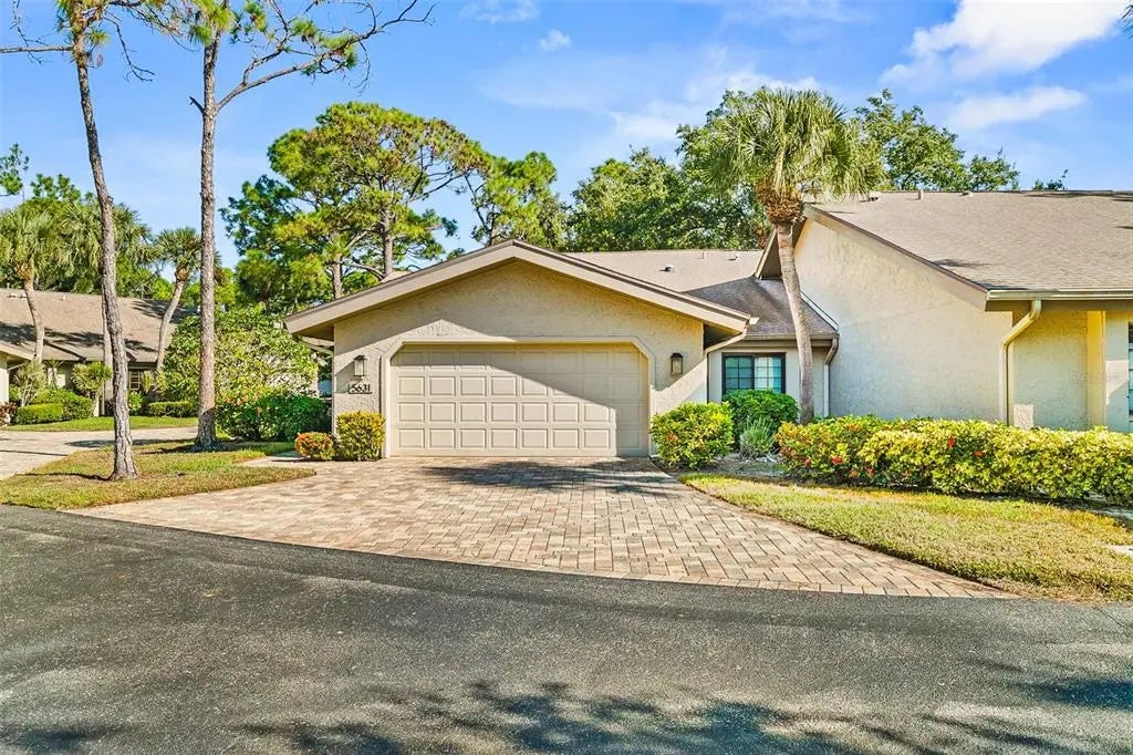 5631 Pipers Waite 12, SARASOTA