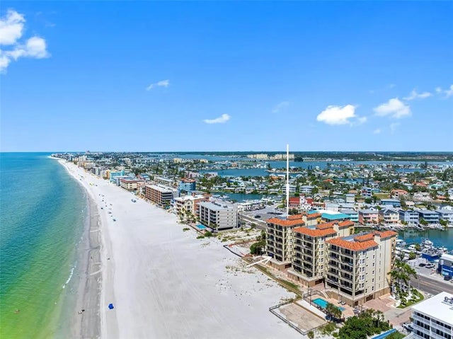 13630 Gulf Boulevard 200c, ST PETERSBURG