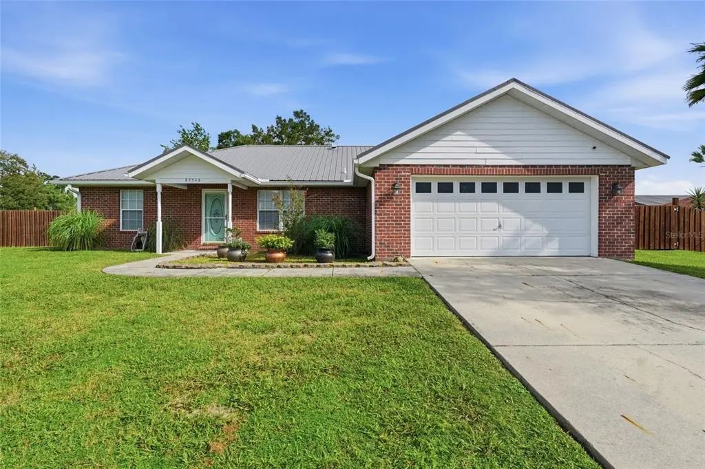 25542 Sw 22nd Place, NEWBERRY