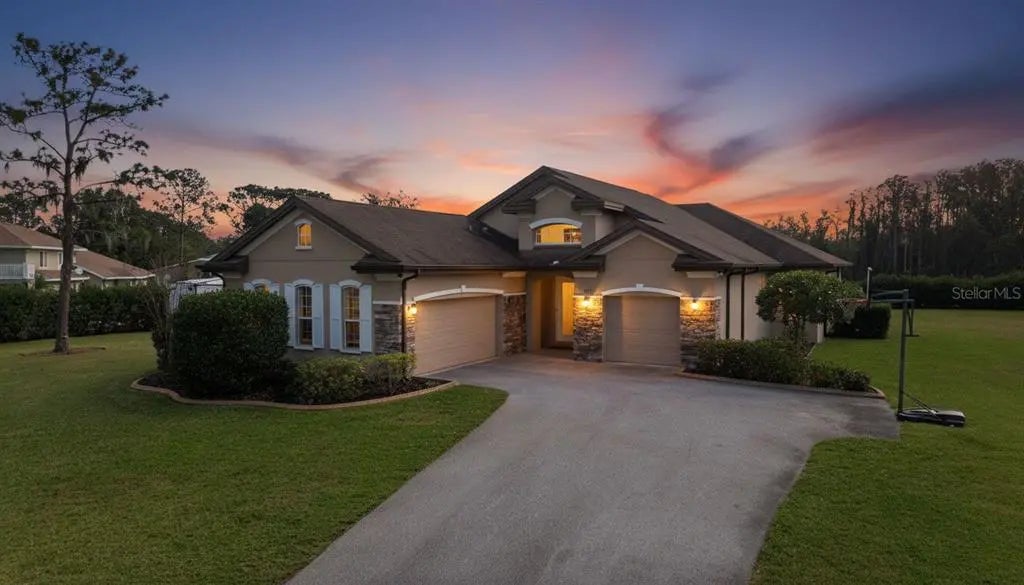 6658 Country Club Road, WESLEY CHAPEL