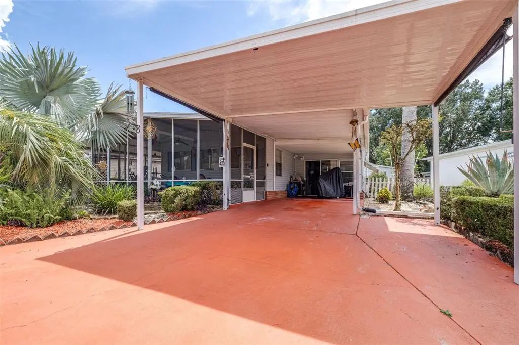 8 Woodland Circle, HAINES CITY