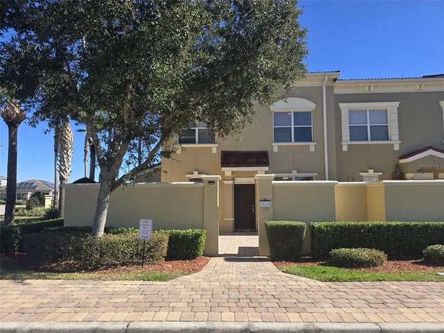 2520 Bella Vista Drive, DAVENPORT