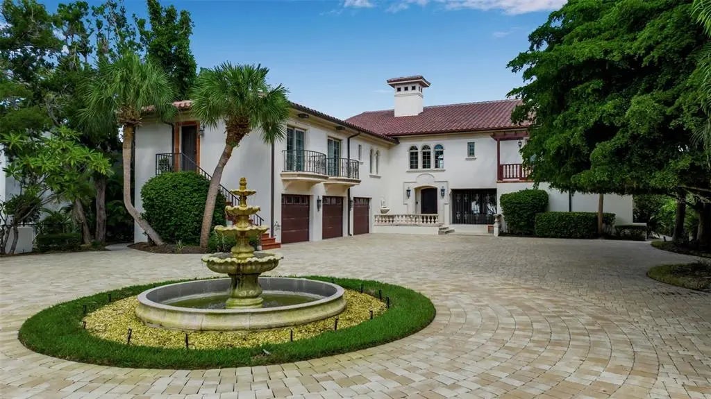 749 Freeling Drive, SARASOTA