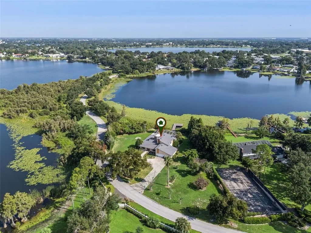 25 Lakewood Causeway, WINTER HAVEN