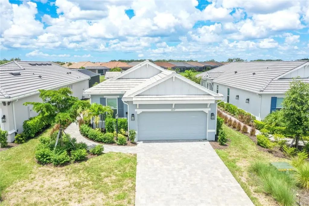 16117 Isola Place, BRADENTON
