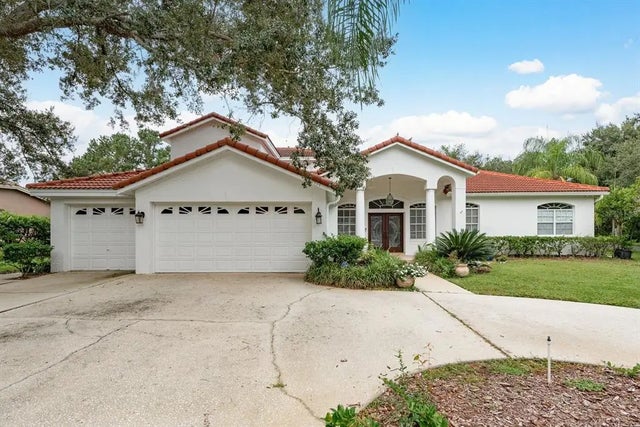 1534 E Lake Woodlands Parkway, OLDSMAR