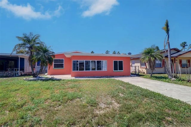 763 182nd Avenue E, REDINGTON SHORES