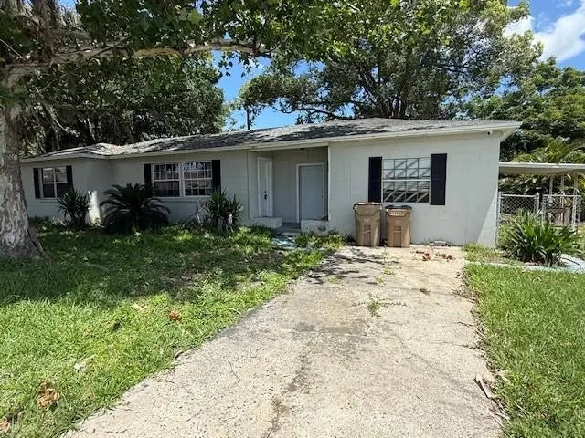 1047 Clay Boulevard, EUSTIS