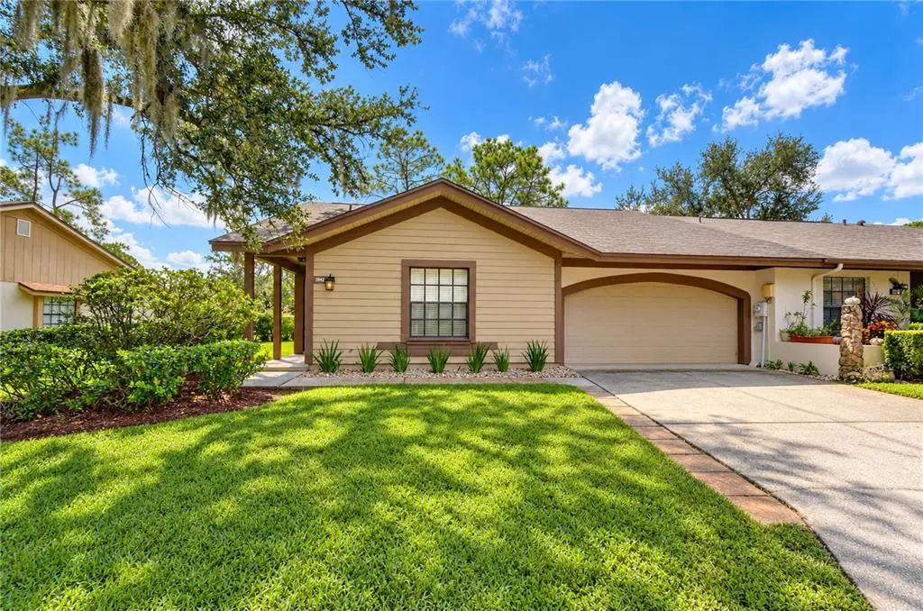 3942 Shoreside Circle, TAMPA