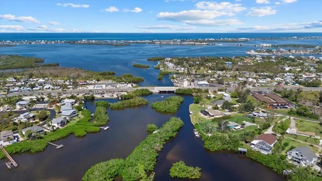 1018 Lee Street, ENGLEWOOD