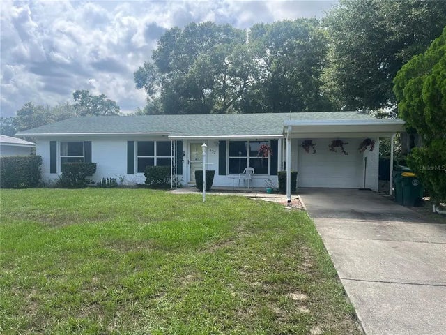 630 W Blue Lake Terrace, DELAND