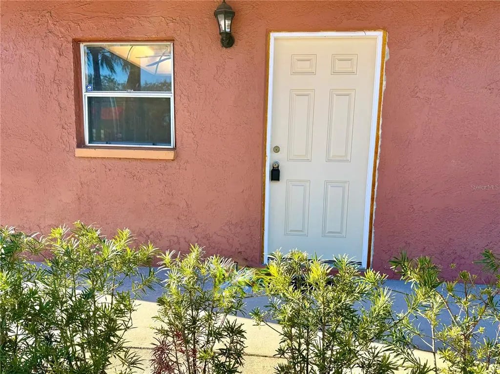 4805 Alt 19 111, PALM HARBOR