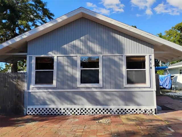 718 New York Street, CLEARWATER