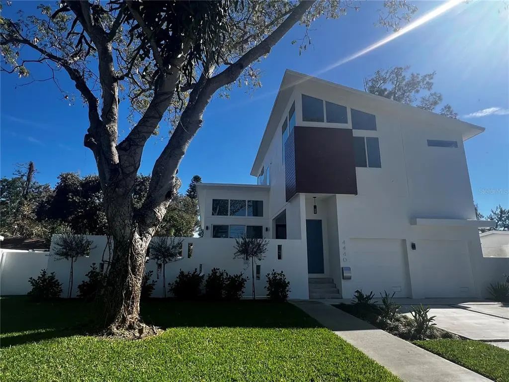 4440 Pompano Drive Se, ST. PETERSBURG